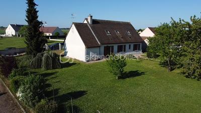 Pavillon - 140 m² - 7 pièces