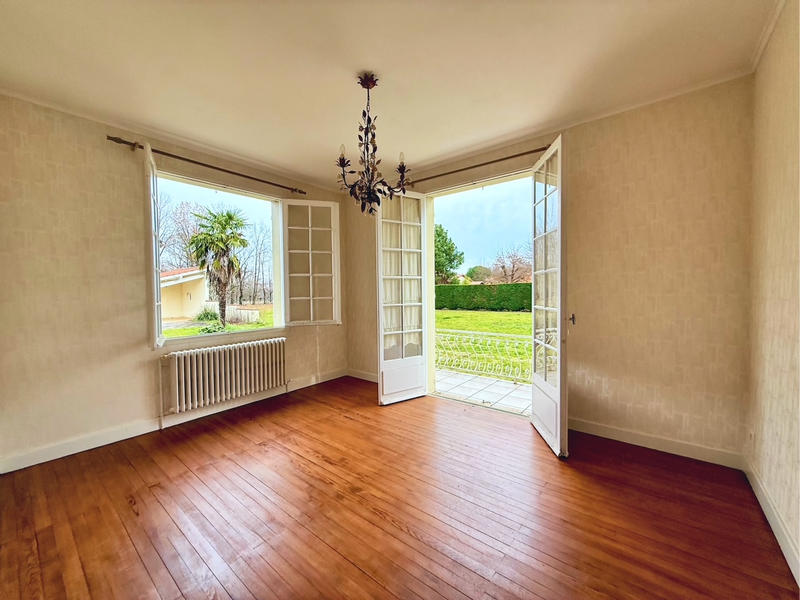 Maison - 185 m² - 7 pièces