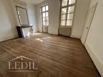 Appartement - 138 m² - 4 pièces