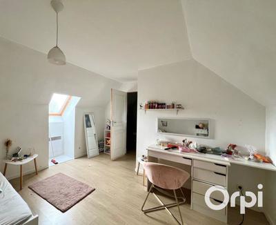 Maison - 113 m² - 6 pièces