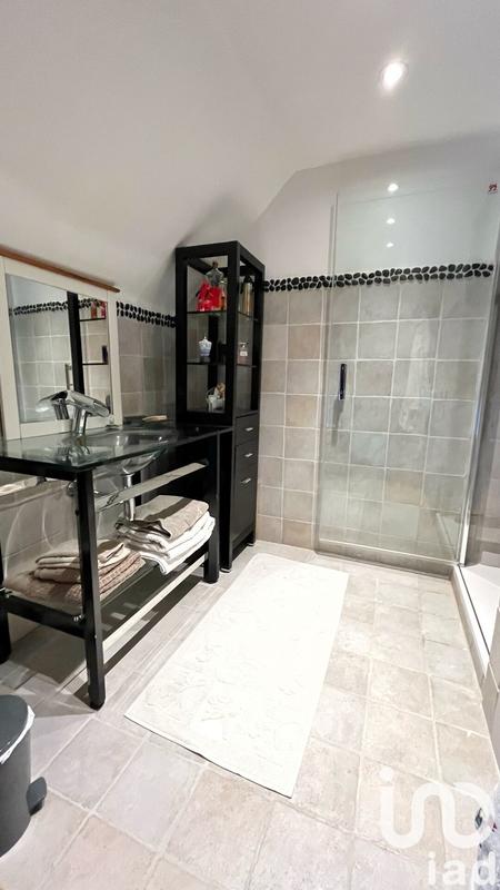 Maison - 192 m² - 6 pièces