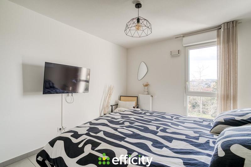 Appartement - 82 m² - 4 pièces