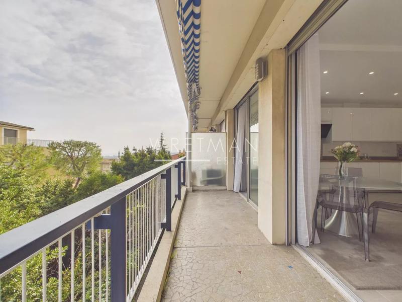 Appartement - 82 m² - 3 pièces