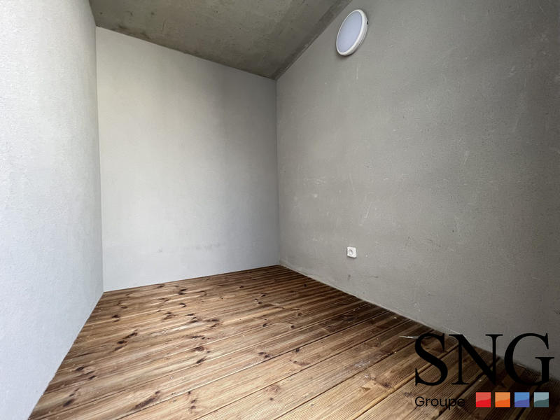 Appartement - 85 m² - 4 pièces