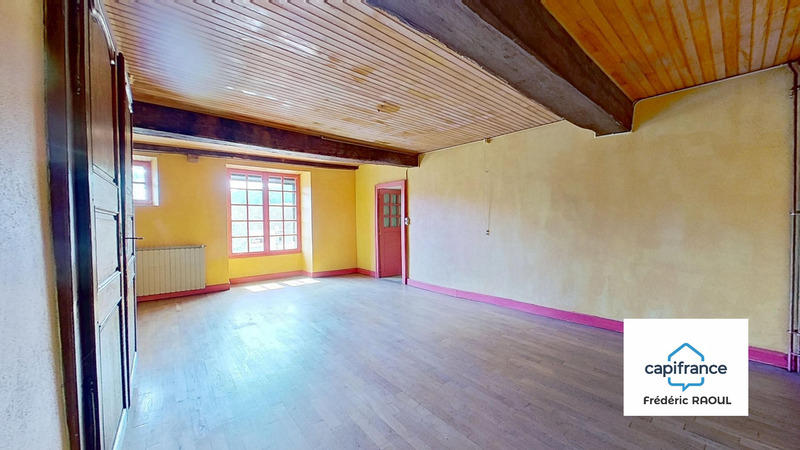 Maison - 215 m² - 6 pièces