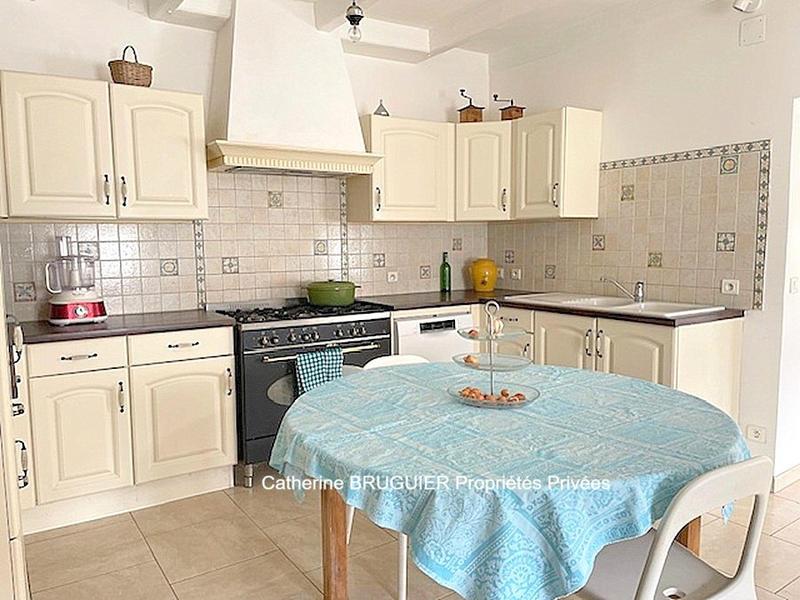 Maison - 195 m² - 10 pièces