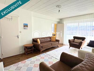 Appartement - 82 m² - 5 pièces