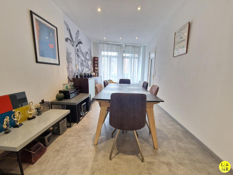 Maison - 140 m² - 5 pièces