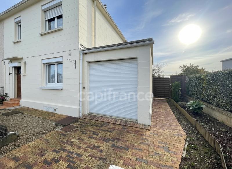 Maison - 80 m² - 5 pièces