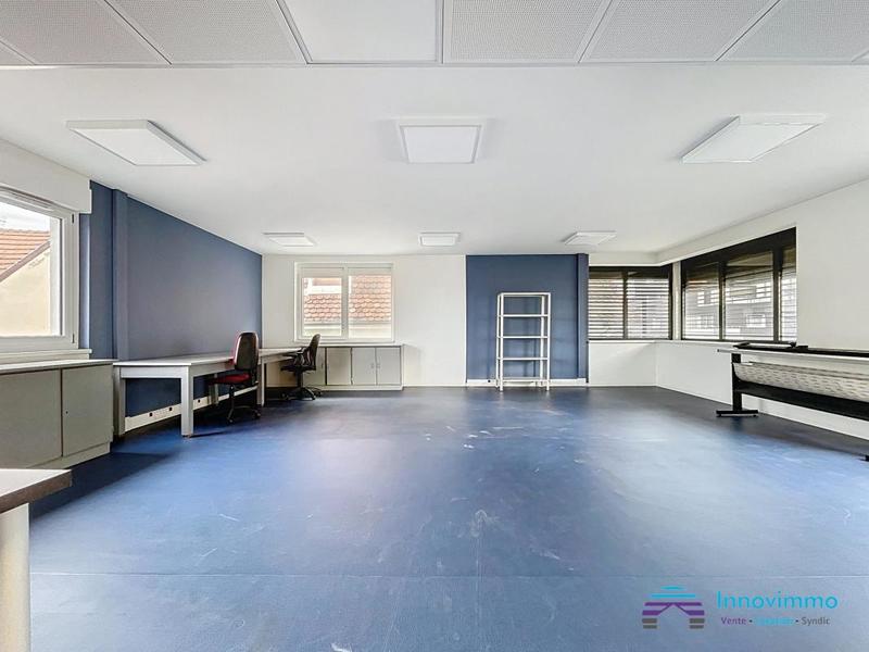 Bureau - 97 m²