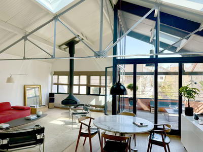 Loft - 137 m² - 4 pièces
