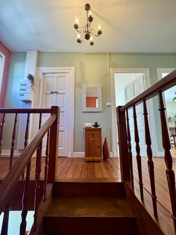 Maison - 182 m² - 7 pièces