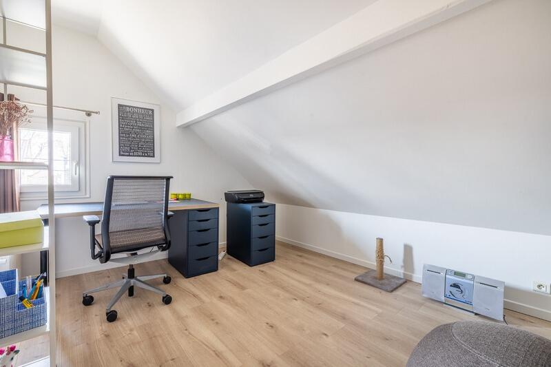 Maison - 153 m² - 9 pièces