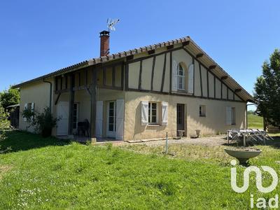 Maison - 193 m² - 7 pièces