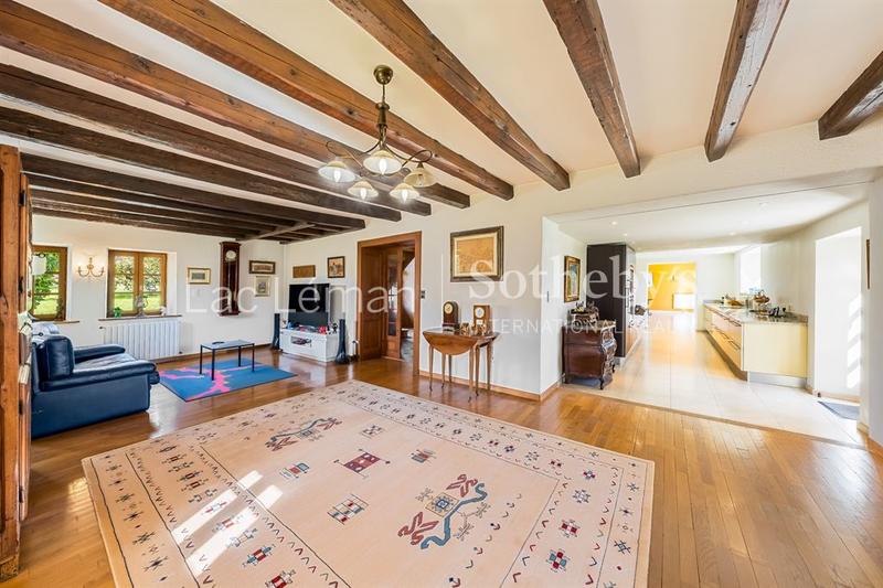 Maison - 309 m² - 9 pièces