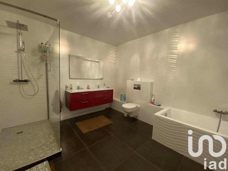 Maison de ville - 206 m² - 7 pièces