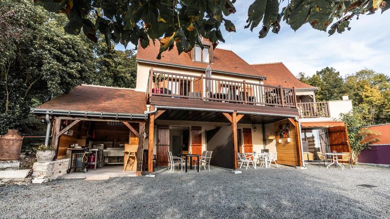 Maison - 215 m² - 6 pièces