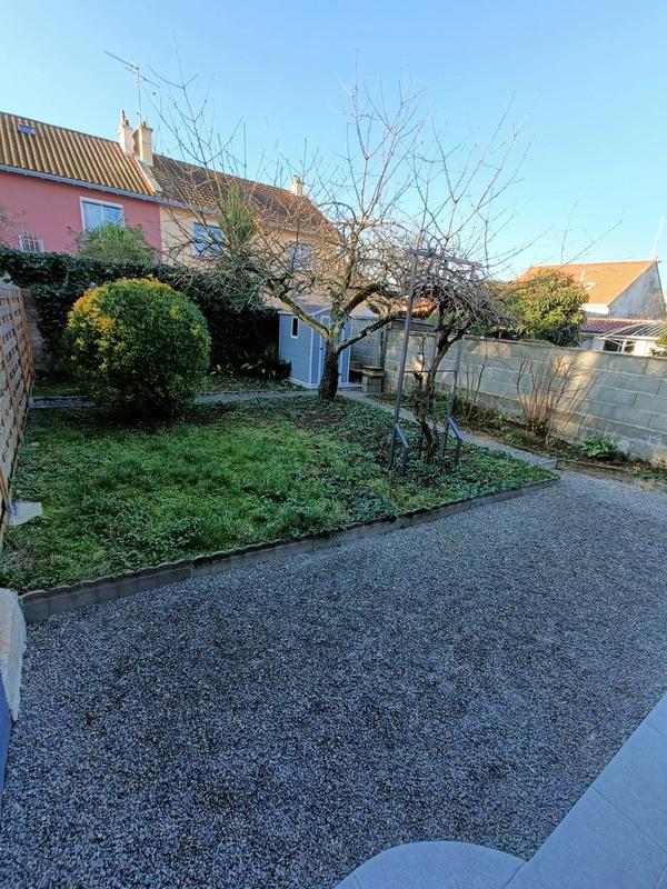 Maison - 84 m² - 4 pièces