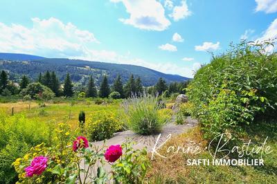 Maison - 155 m² - 7 pièces