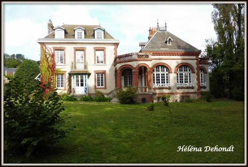 Maison - 227 m² - 13 pièces