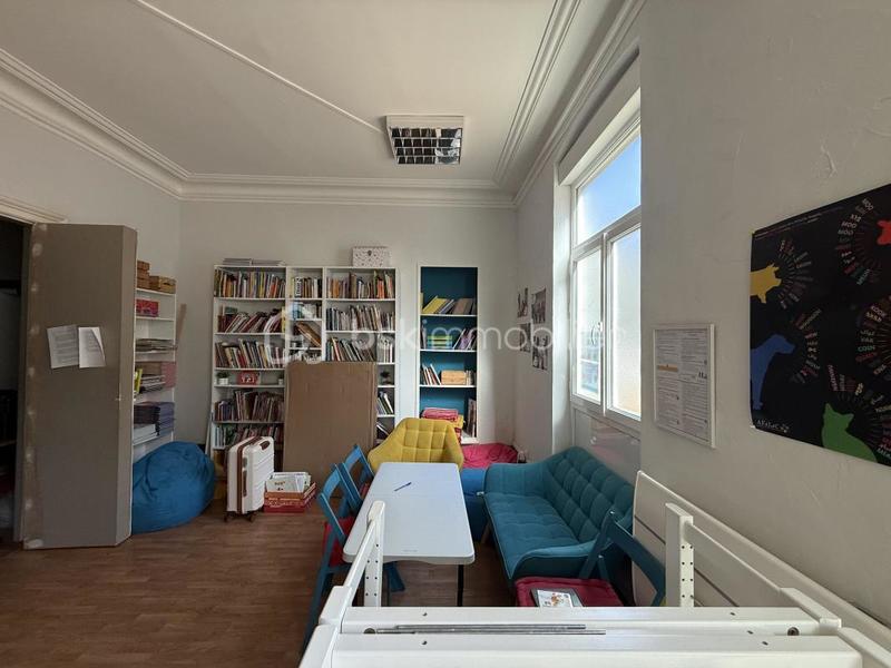 Immeuble - 300 m² - 20 pièces