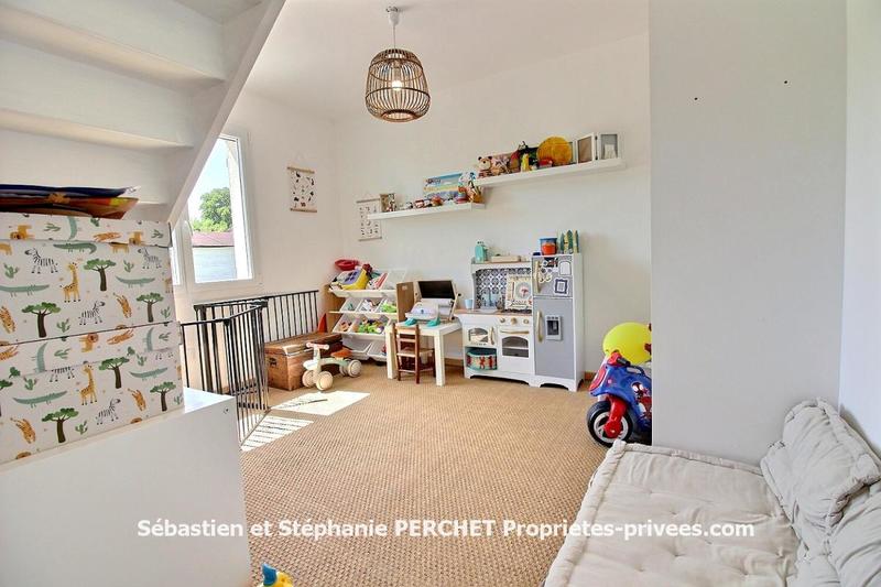 Maison - 147 m² - 6 pièces