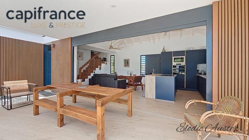 Maison d'architecte - 94 m² - 5 pièces