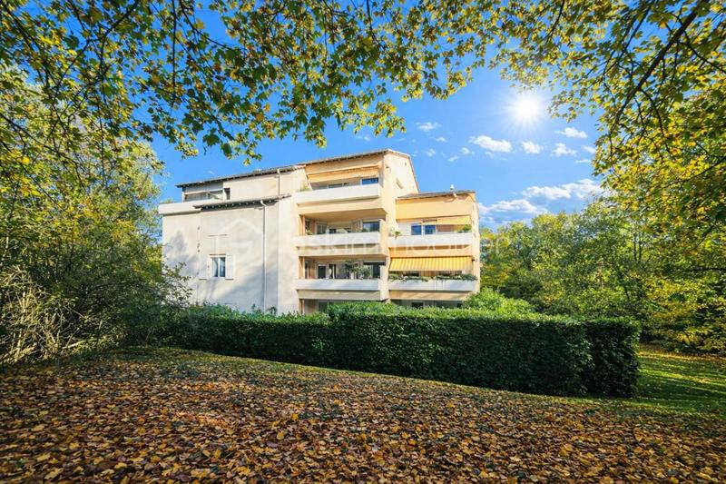 Appartement - 103 m² - 5 pièces