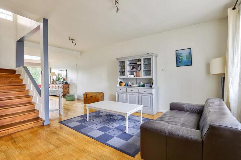 Maison - 200 m² - 7 pièces