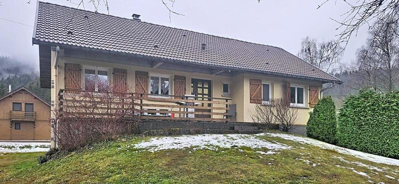 Maison - 105 m² - 6 pièces