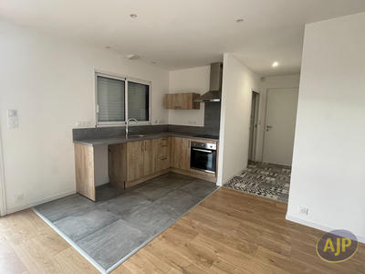 Maison - 79 m² - 4 pièces