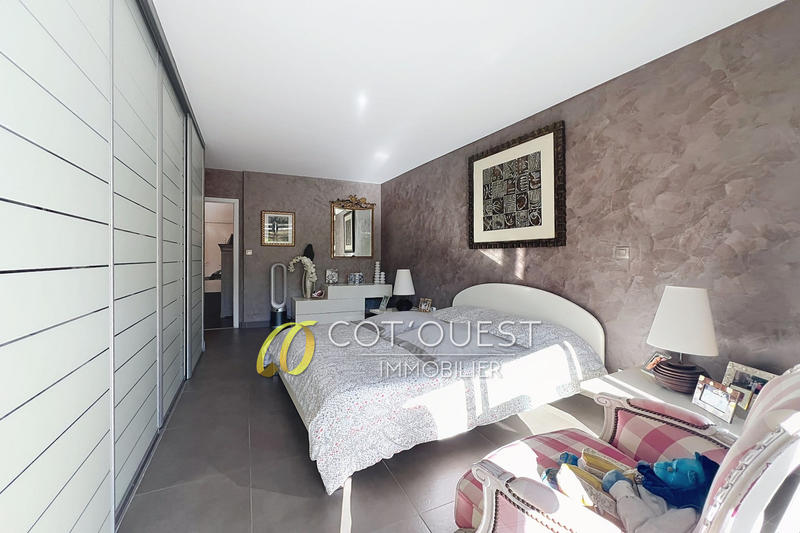 Appartement - 93 m² - 4 pièces