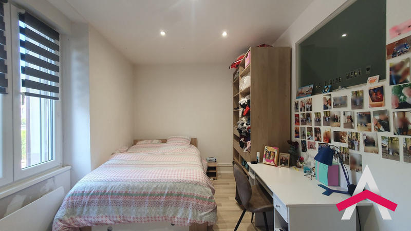 Appartement - 90 m² - 4 pièces