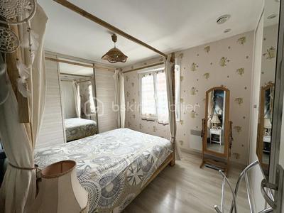 Maison - 85 m² - 4 pièces