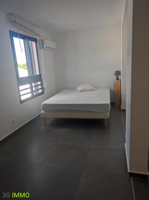 Triplex - 93 m² - 3 pièces