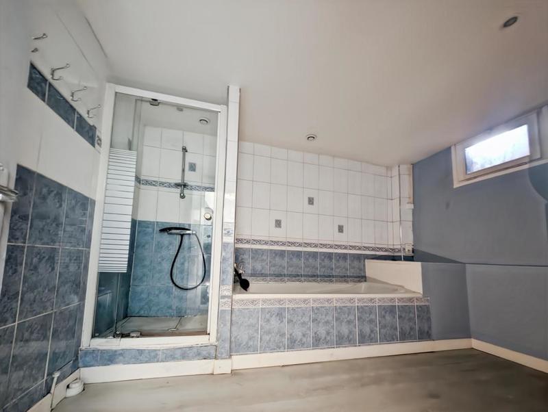 Appartement - 82 m² - 3 pièces