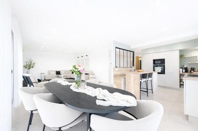 Maison contemporaine - 133 m² - 6 pièces