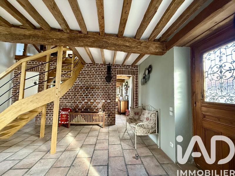 Maison - 240 m² - 7 pièces