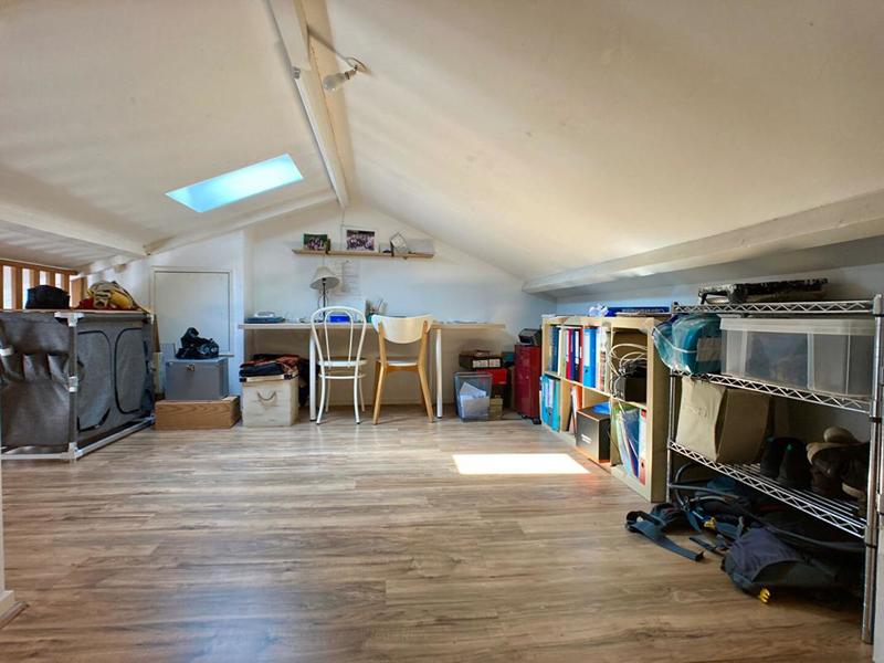 Appartement - 85 m² - 3 pièces