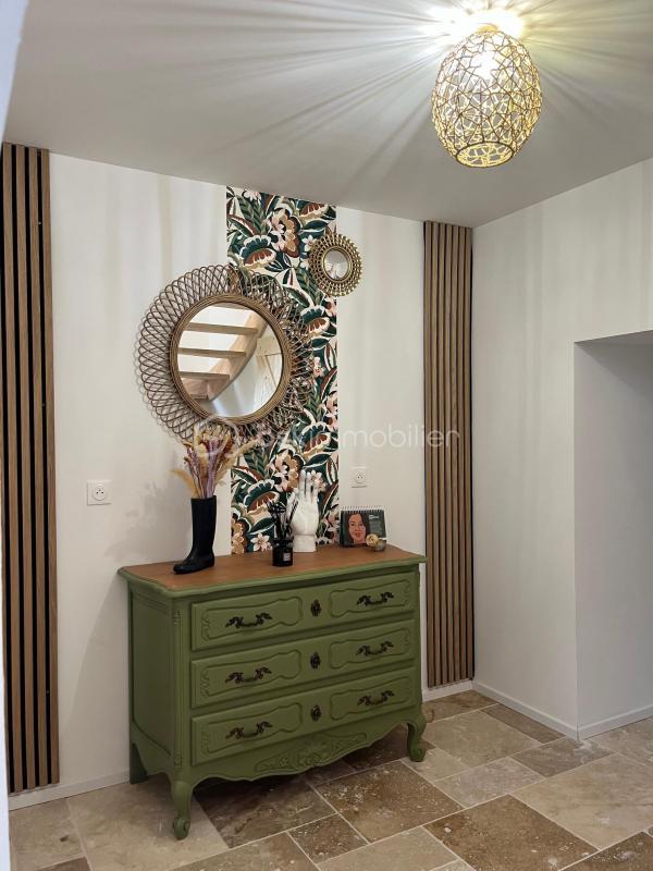 Appartement - 82 m² - 3 pièces