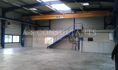Local d'activité / Entrepôt - 550 m²