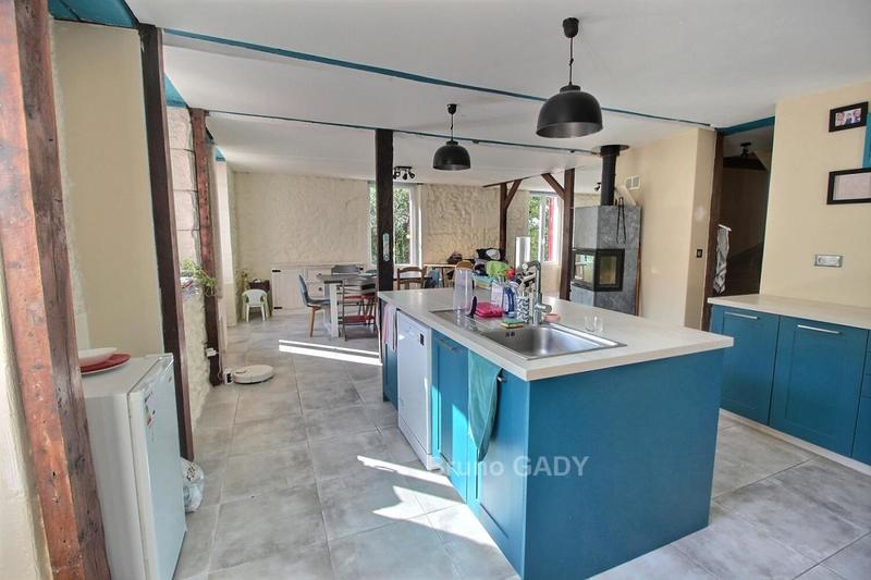 Maison - 160 m² - 7 pièces