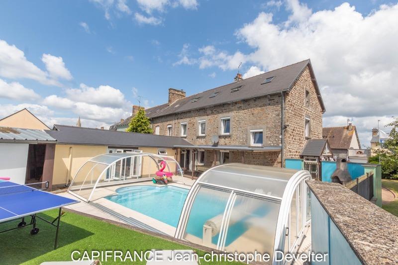 Maison en pierre - 172 m² - 8 pièces