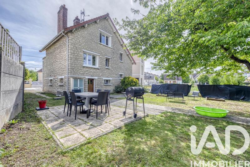 Maison - 87 m² - 4 pièces