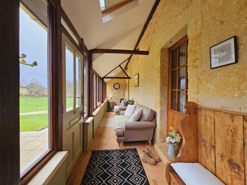 Maison traditionnelle - 287 m² - 9 pièces