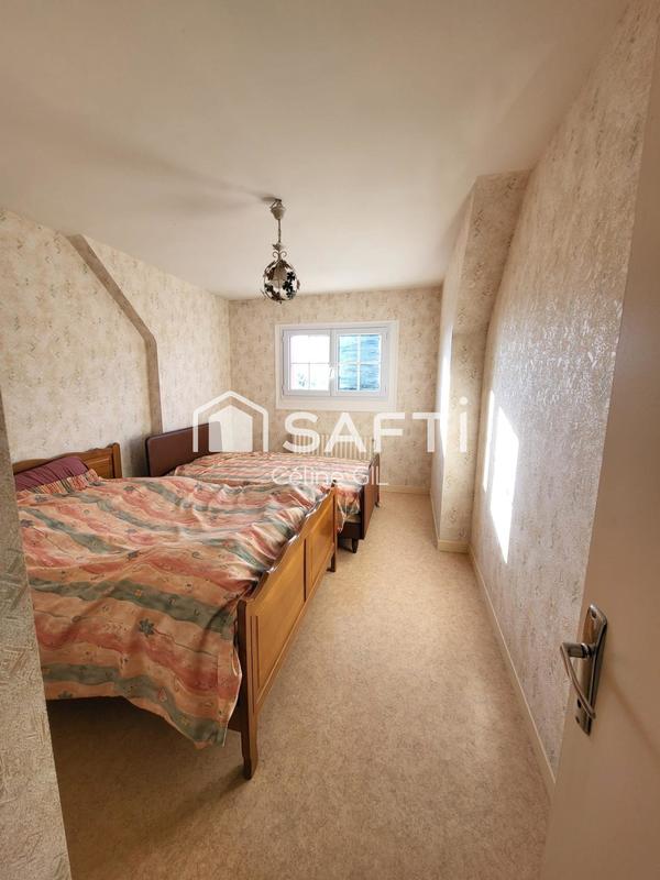 Maison - 150 m² - 7 pièces