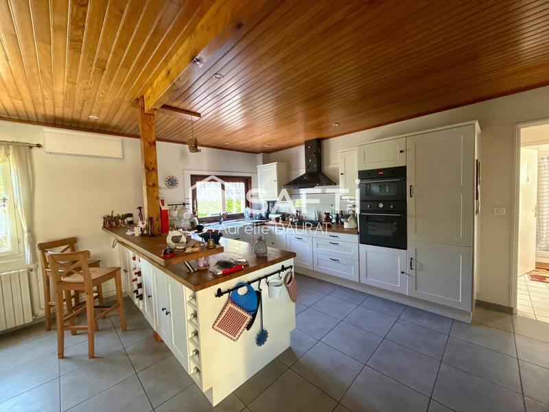 Maison - 150 m² - 6 pièces