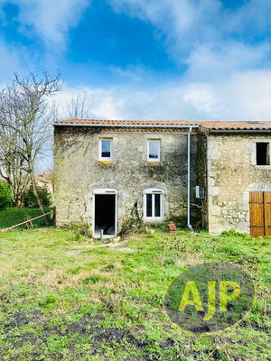 Maison - 105 m² - 3 pièces