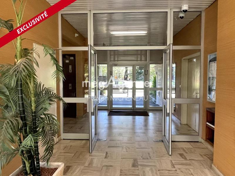 Appartement - 75 m² - 3 pièces