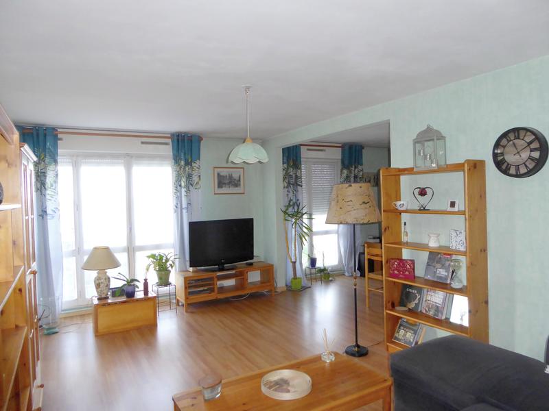 Appartement - 80 m² - 4 pièces